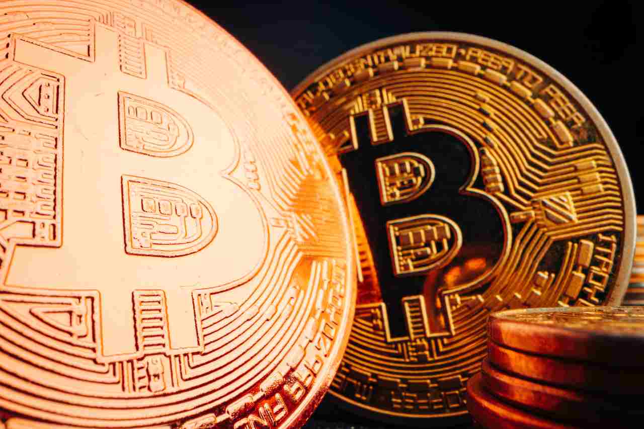 bitcoin spazzatura commissioni the rock trading