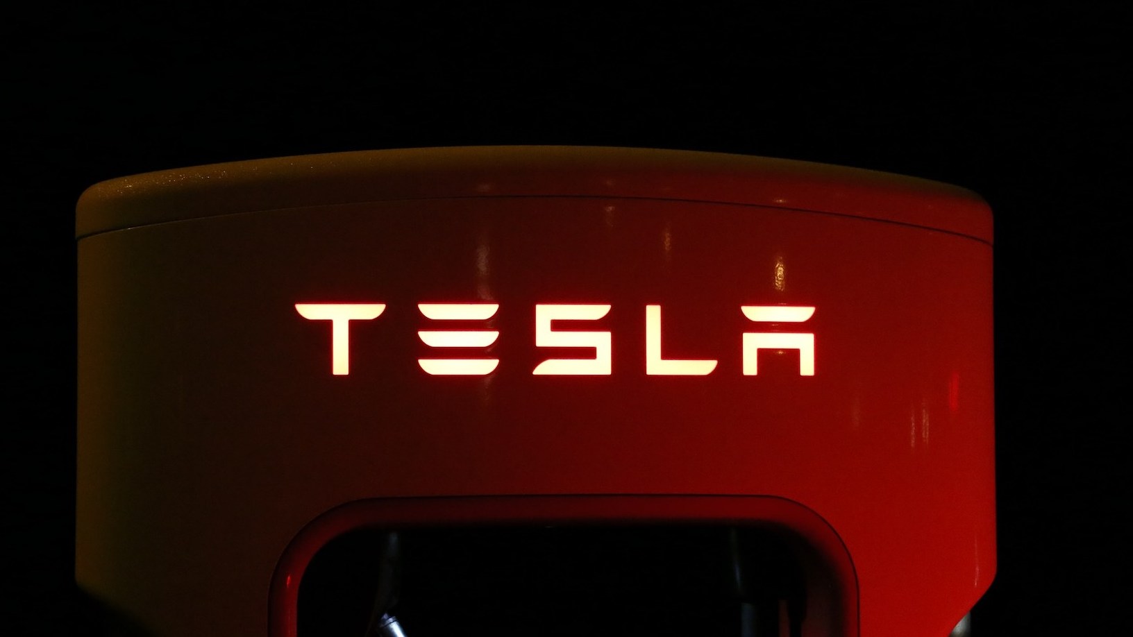 Logo Tesla