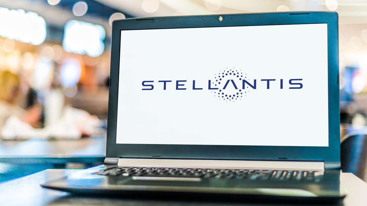 Logo Stellantis