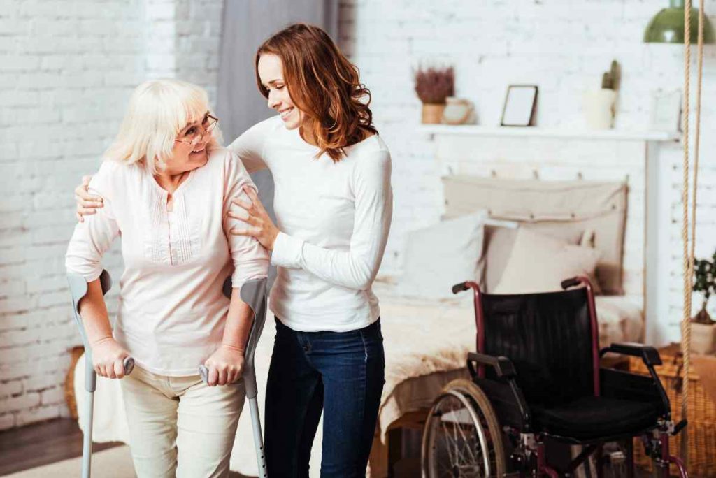 Congedo con legge 104: se si dichiara falsa residenza con il disabile, cosa si rischia?