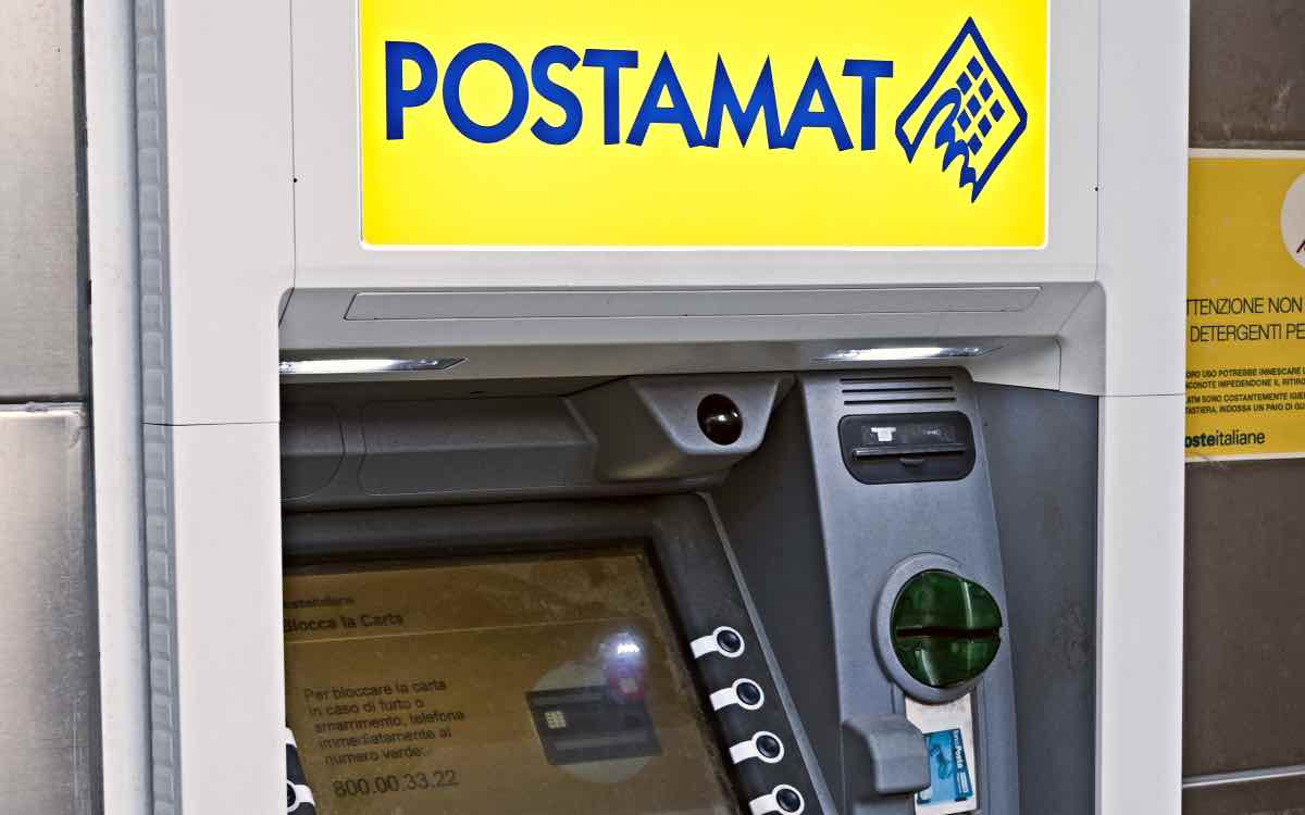 Poste, arriva la novità: c'entrano versamenti e contanti, è la prima volta