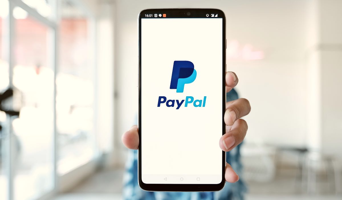PayPal, comodità del pagamento a rate: ma attenzione se non si paga