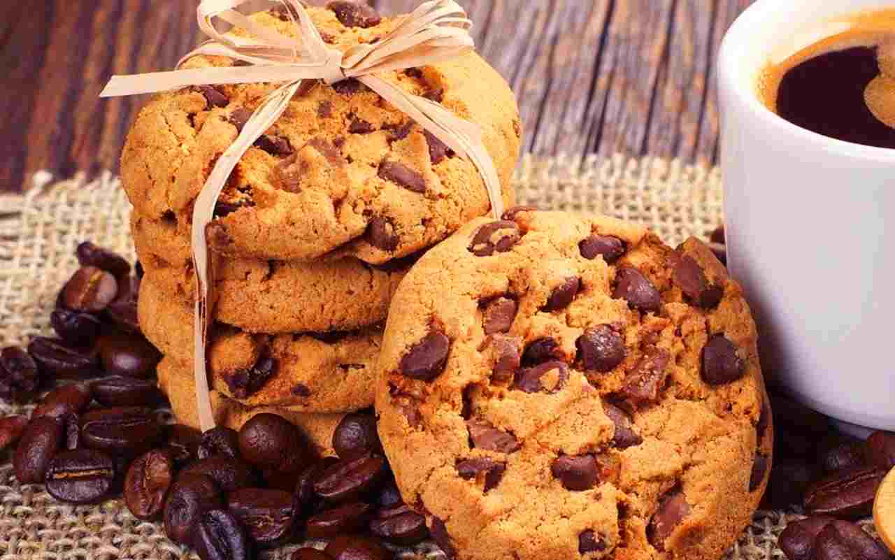 Biscotti e gallette di riso contaminate da salmonella: un altro ritiro dagli scaffali