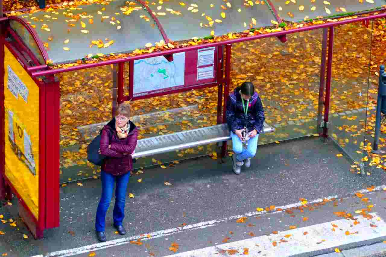 Bonus per studenti e lavoratori: un aiuto contro il caro energia, ma attenzione ai requisiti