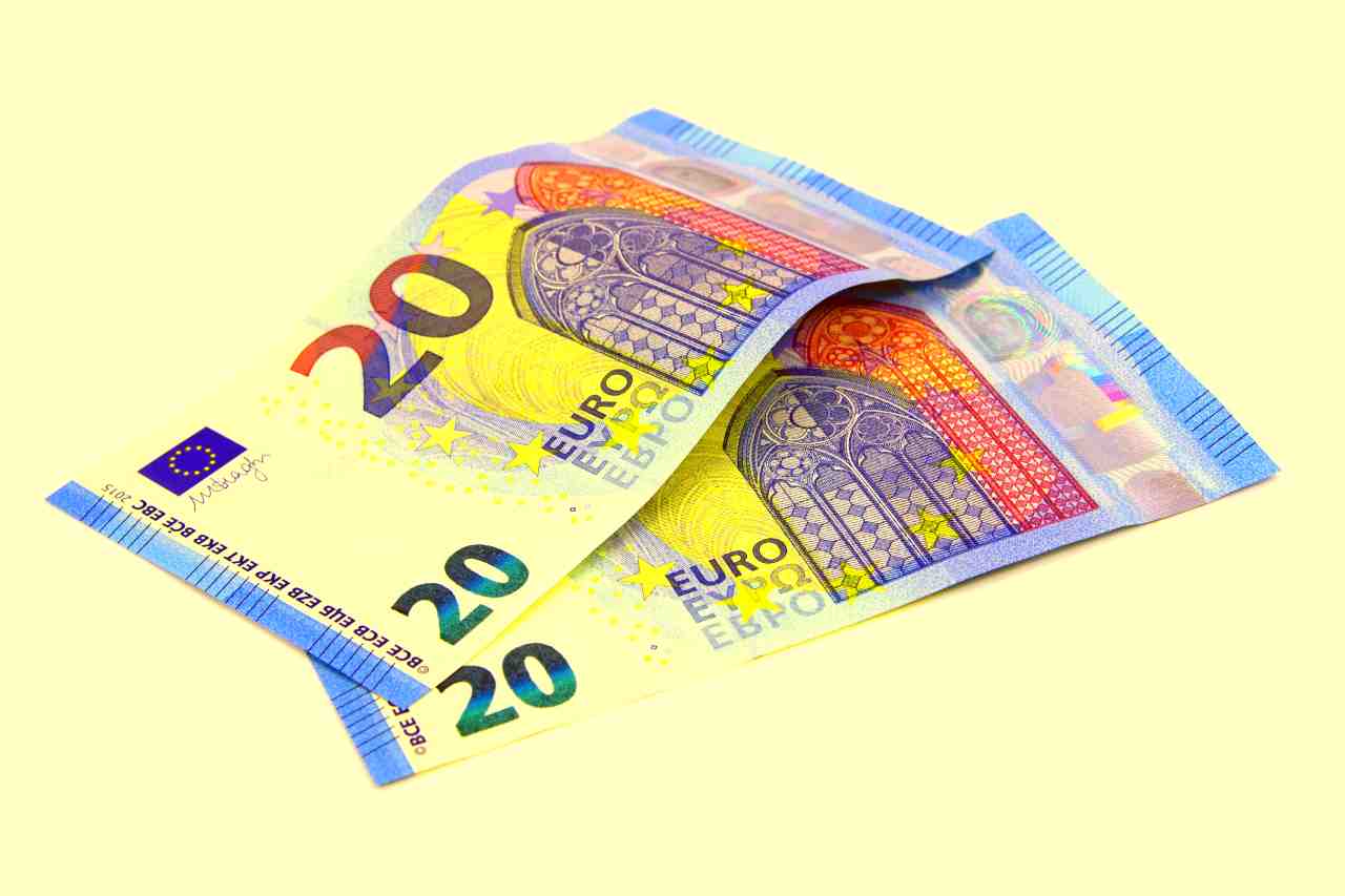 Carta degli Acquisti: €40 al mese per sempre per chi possiede questi requisiti