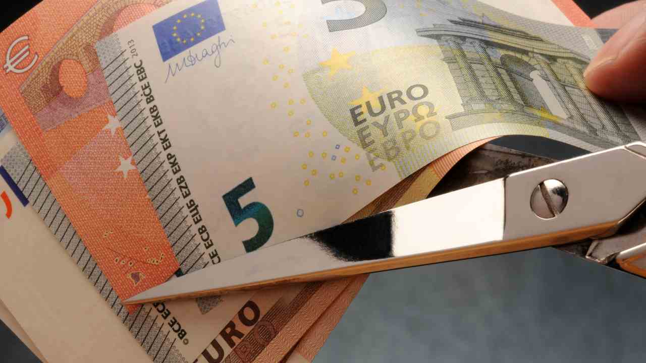 Dopo 20 anni euro/dollaro verso la parità