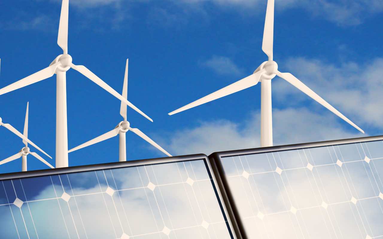 Rinnovabili, quale conviene: eolico o fotovoltaico, cosa c'è da sapere