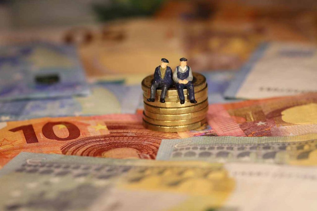 Conseguire Una Pensione Senza Lavorare Cosa Sono I Contributi 