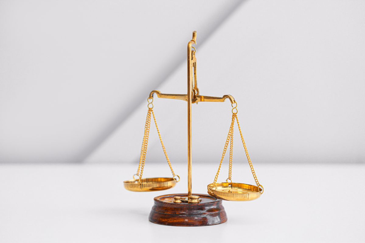 Bilancia giustizia