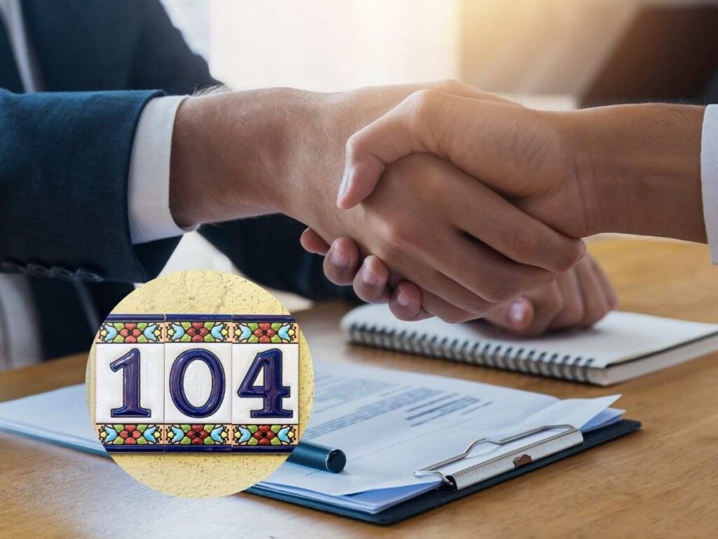 Due mani che si stringono come un notaio e un erede - logo 104