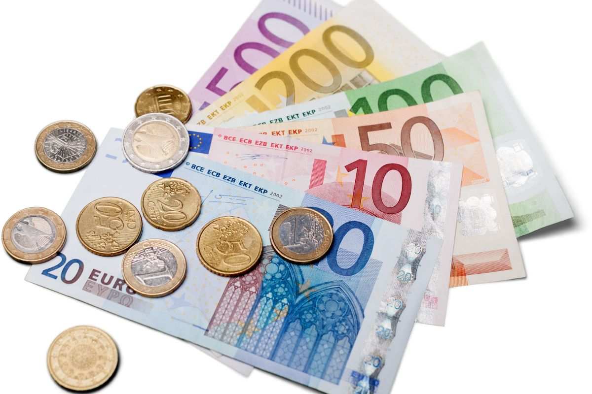 Banconote e monete