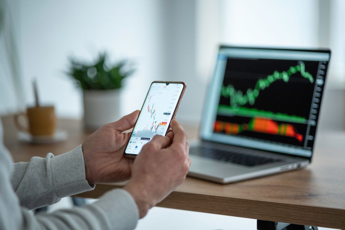 Grafico dei mercati e monitor