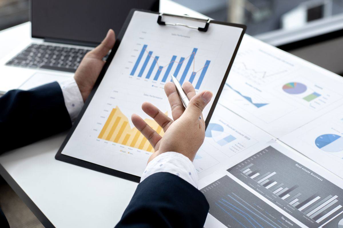 Analisi di diagrammi e dati