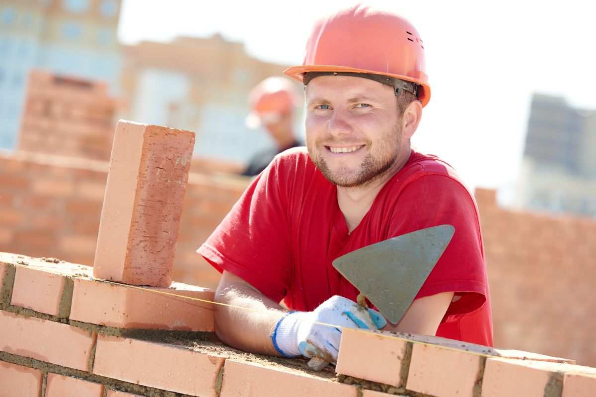 Operaio al lavoro