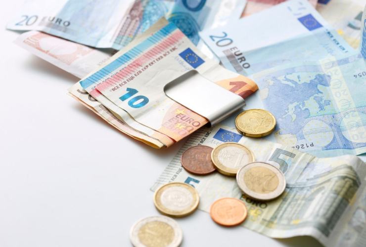 Banconote e monete