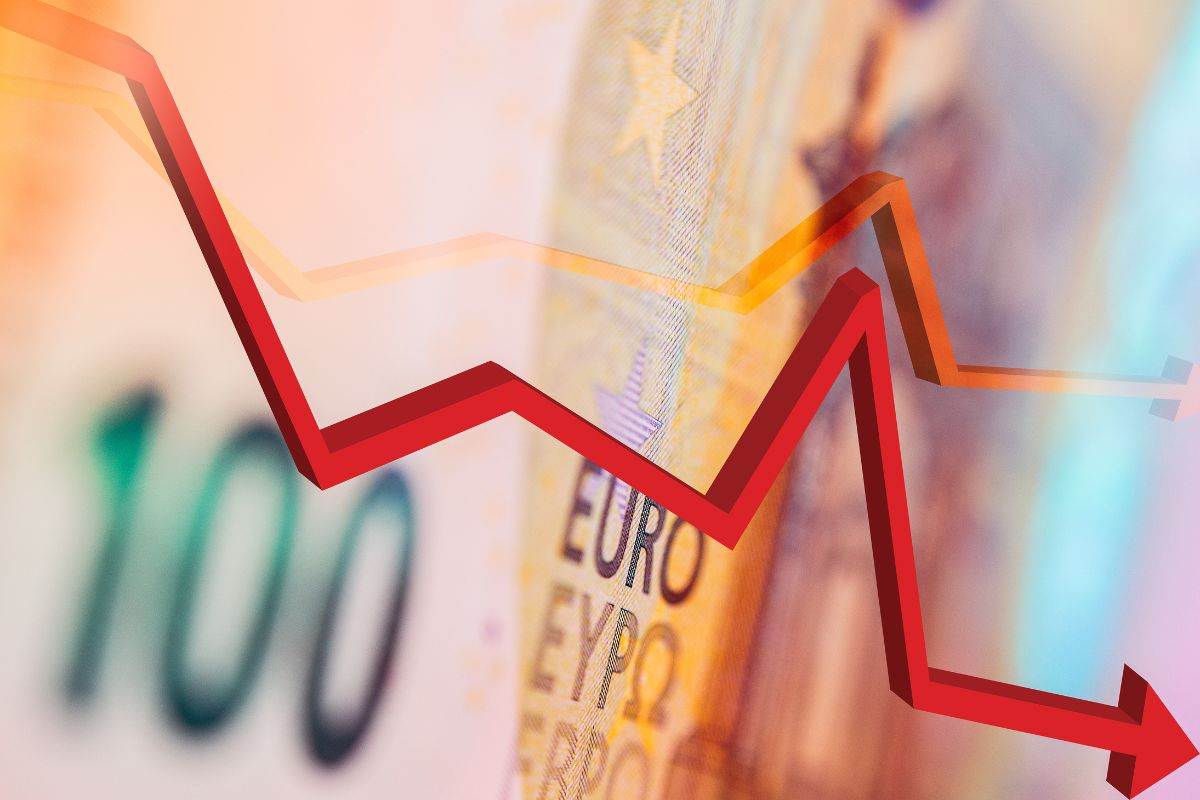 100 euro e linea con freccia