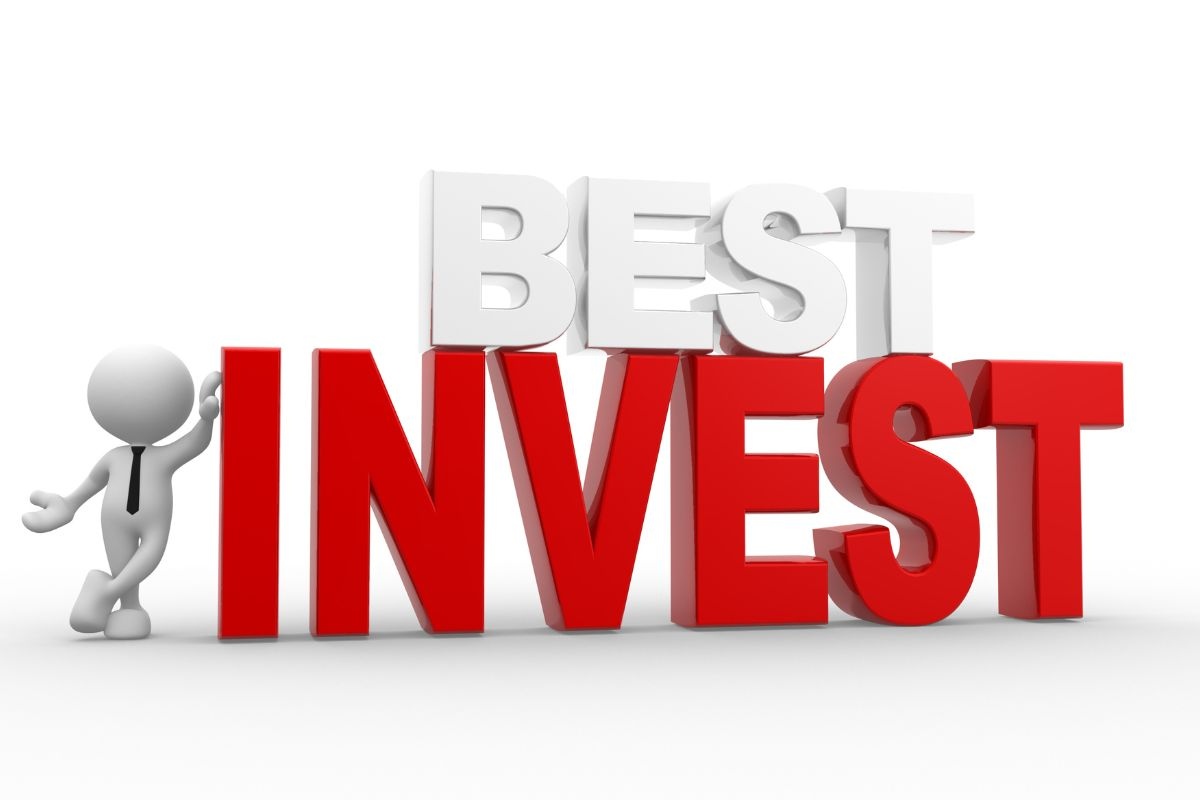 scritta best investment con pupazzo