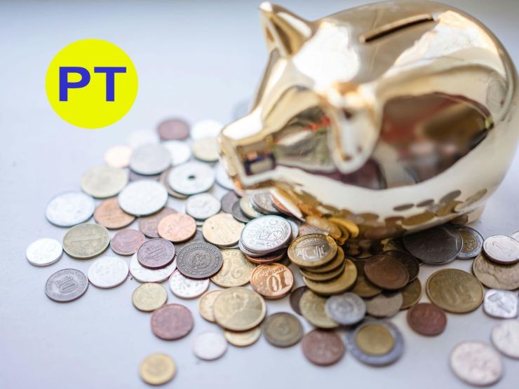 Salvadanaio e monete